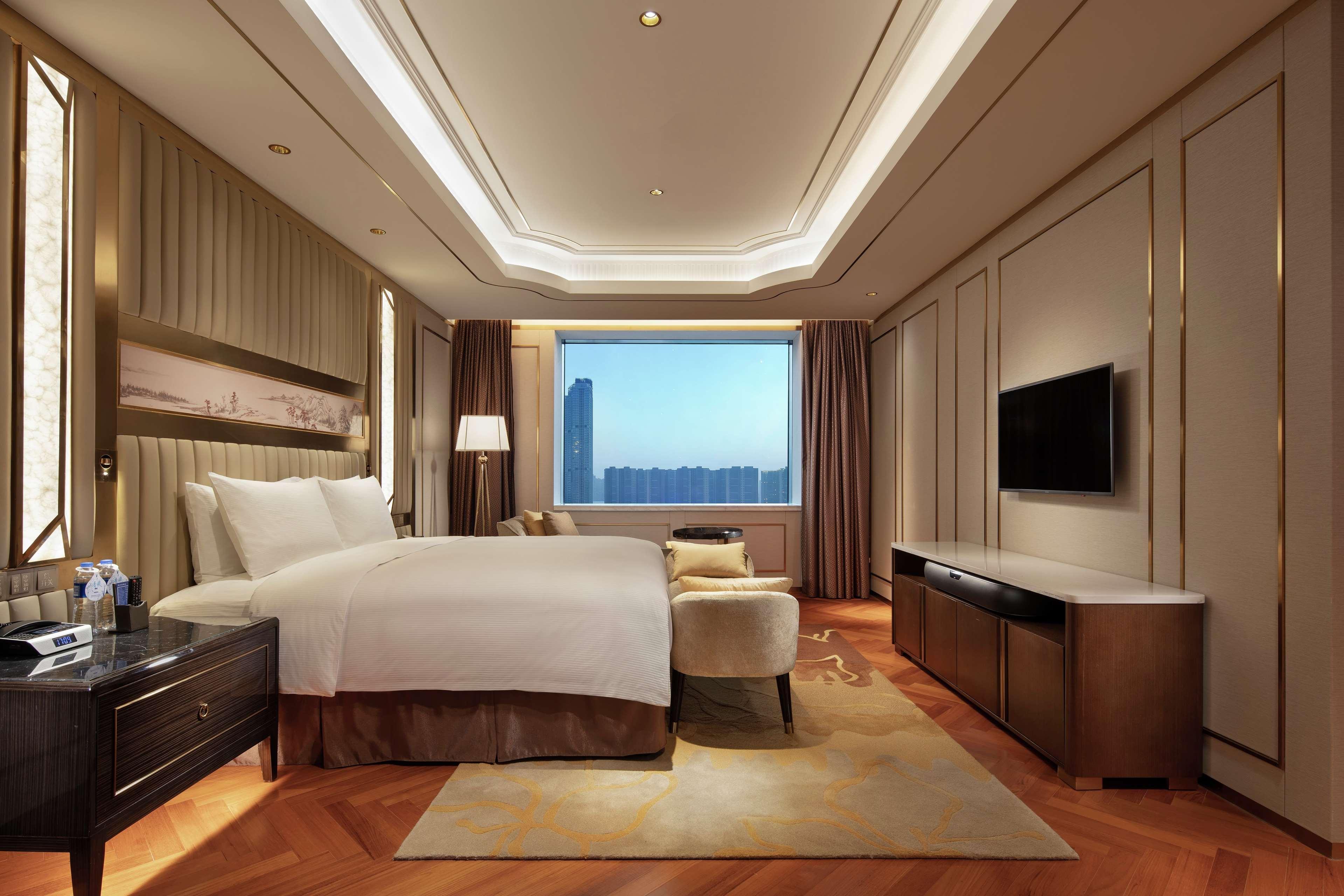 Hilton Shenyang Hotel Екстериор снимка
