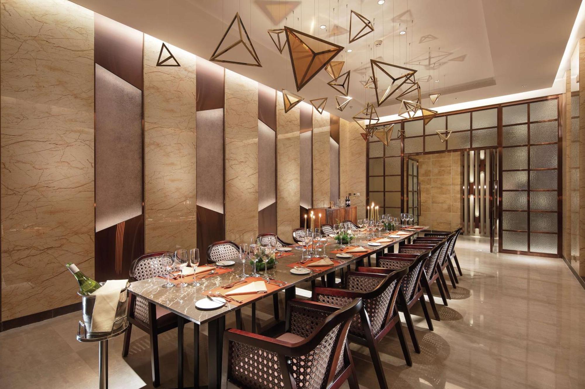 Hilton Shenyang Hotel Екстериор снимка